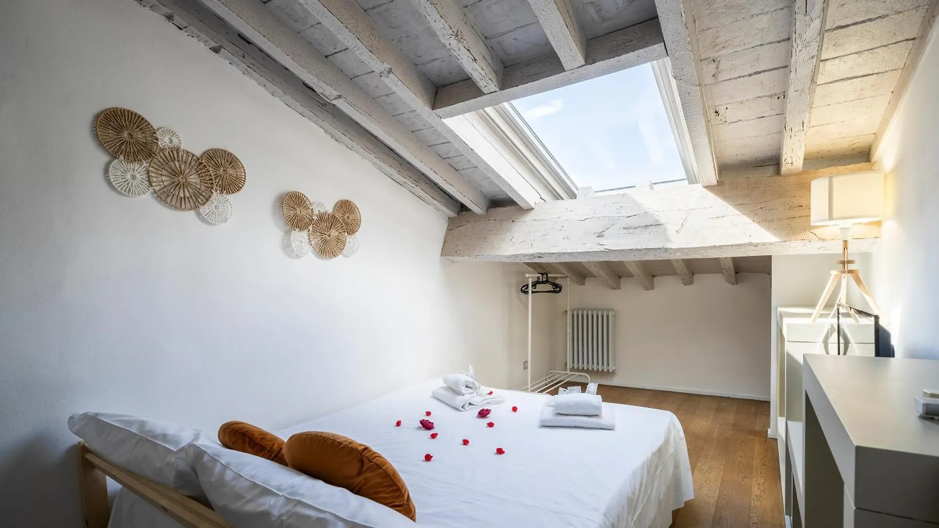 Duomo View And Hammam Apartment Florence